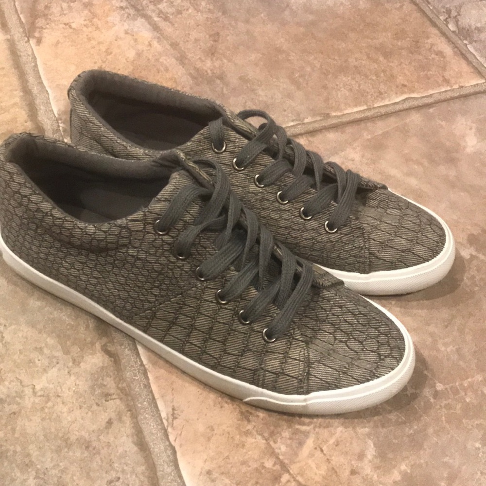 Rocket dog snake print shoes